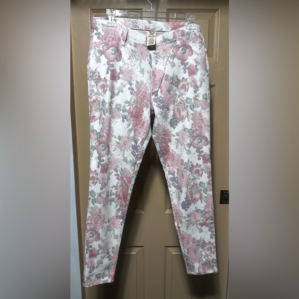 #484 Faded Glory Floral Pants in Pink and Green Sz Large NWT